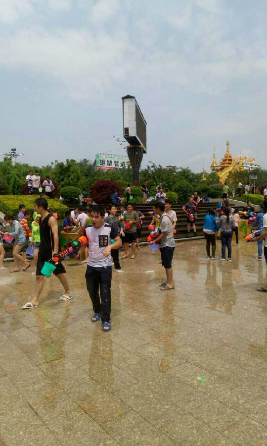 傣族潑水節(jié)3.jpg